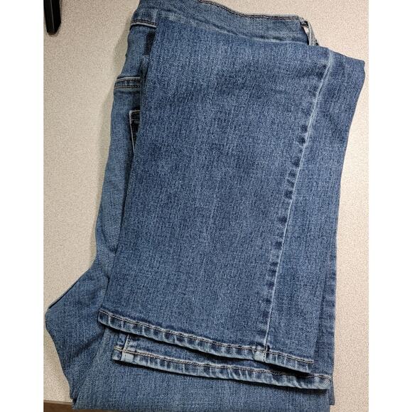 Old Navy Blue Light Washed  Mid Rise Denim Jeans 10 Lightweight Stretch Pockets - Picture 6 of 7